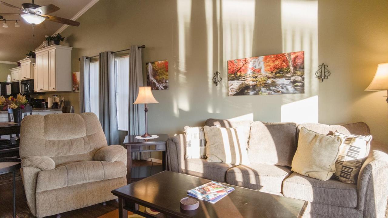 2Br Walk-In - Central Location - Free Tickets Included - Fc41-17 브랜슨 외부 사진