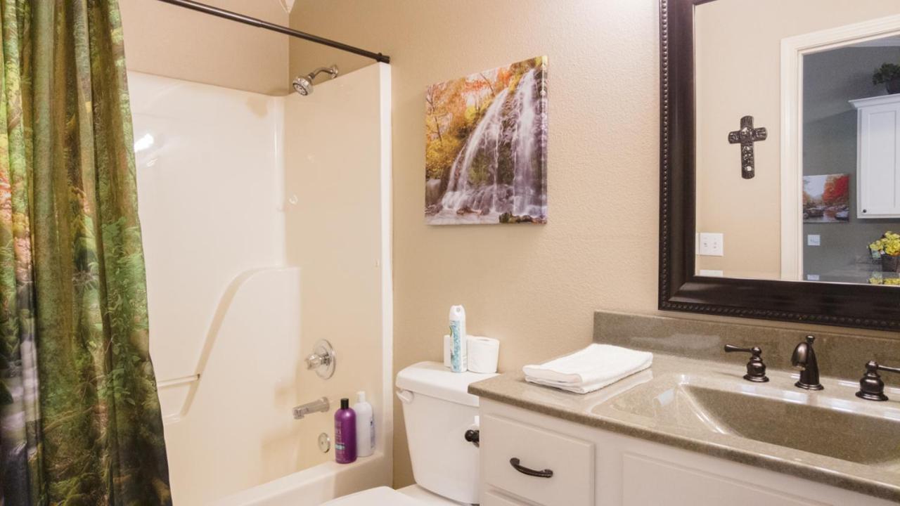 2Br Walk-In - Central Location - Free Tickets Included - Fc41-17 브랜슨 외부 사진